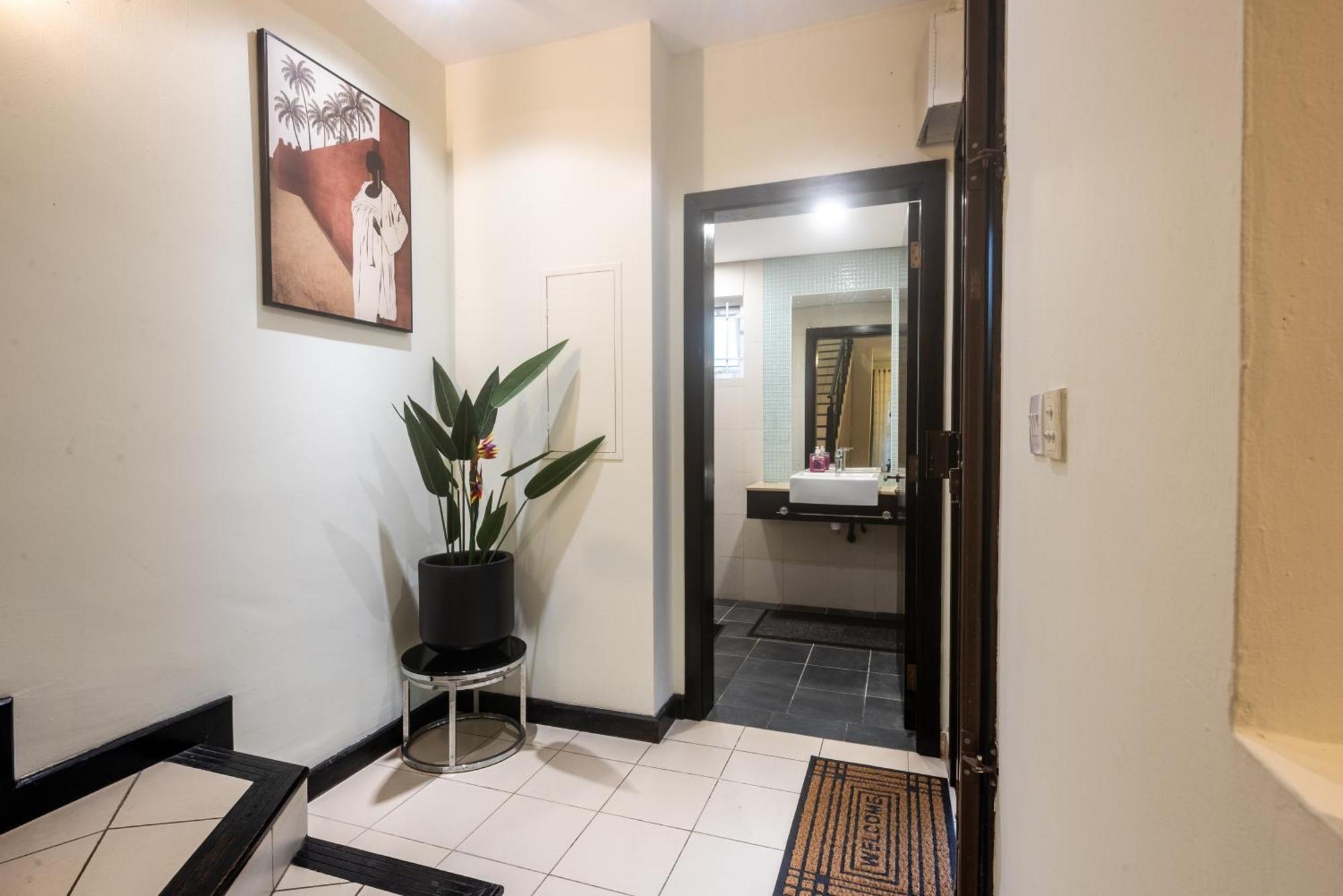Well Located And Comfortable Grand Bay