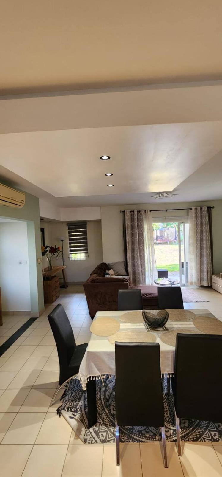 Vila Well Located And Comfortable Grand Bay